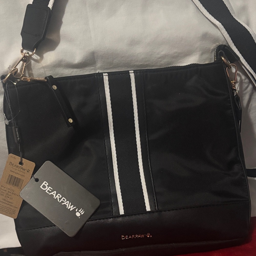 BearPaw Classic Black Bag